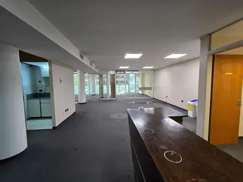 Venta Oficina con cochera en el barrio Las Cañitas