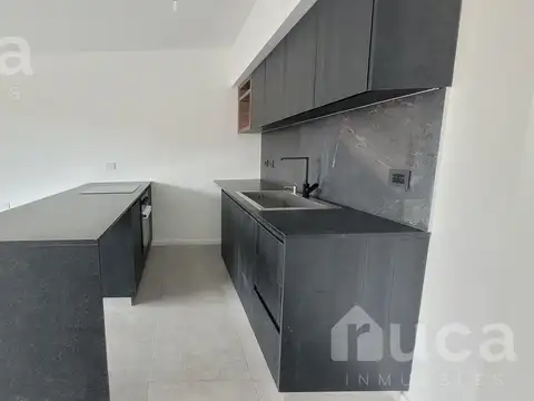 Boulevard Saenz Peña al 1400