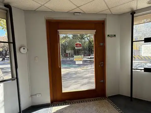 Oficina en Alquiler en Mendoza, USD 1.500
