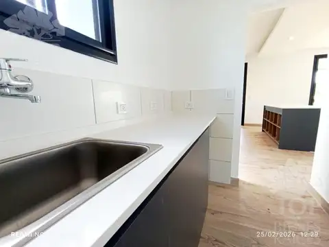 Casa 6 ambientes con 3 baños