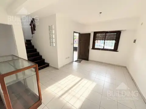 Depto Tipo Casa en Venta en Tolosa, USD 79.000