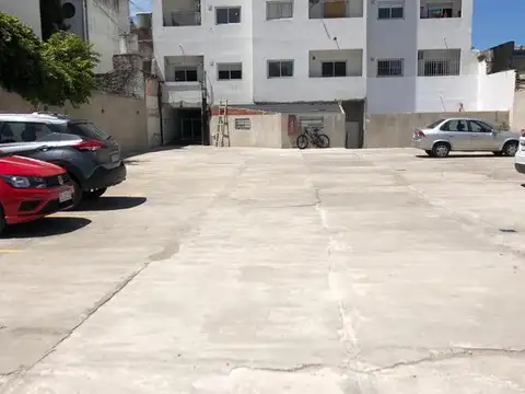Cochera en venta - 15mts2 - La Plata