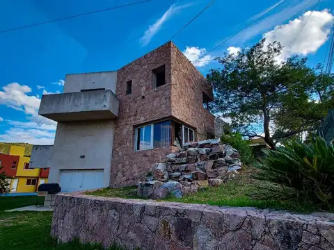 Hotel en Venta en Villa Carlos Paz, USD 330.000