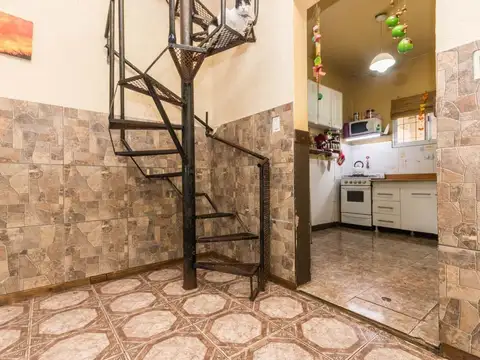 Depto Tipo Casa 4 ambientes con 1 baño