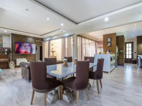 Casa en Venta en Puerto Roldan, USD 340.000