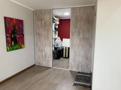 Casa 10 ambientes con 3 baños