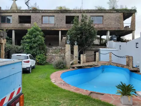 Estructura + casa 1.200 Mts2