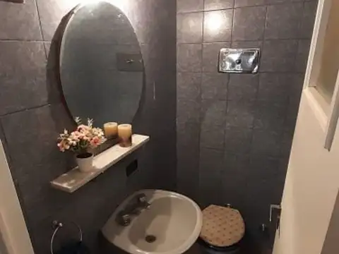 DEPTO 4 AMB EN LANUS OESTE SOBRE AV. H. YRIGOYEN