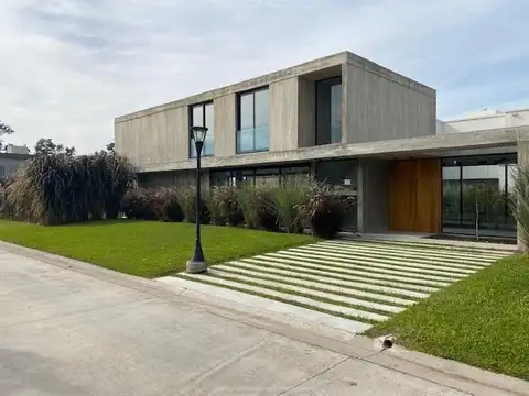 Casa  en Venta en Bella Vista, San Miguel, G.B.A. Zona Norte