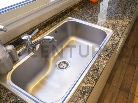 Departamento en Venta en Flores, USD 179.000