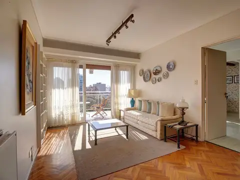 Venta 4 ambientes balcon frente Parque Rivadavia