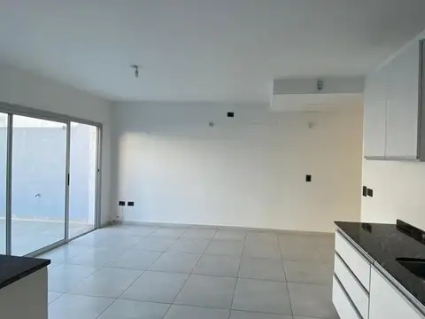 Alquilo Duplex, 3 Dor, 3 Baños, Pileta. Seguridad 24 Hs Chacra del Norte 2