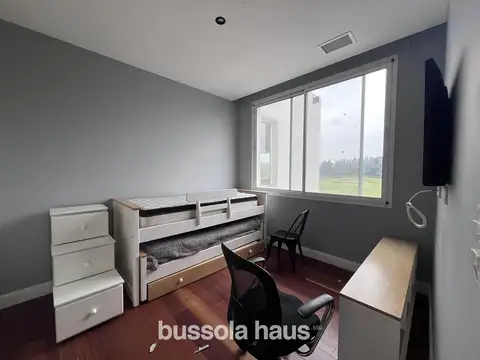 Casa en Alquiler de 5 dormitorios
