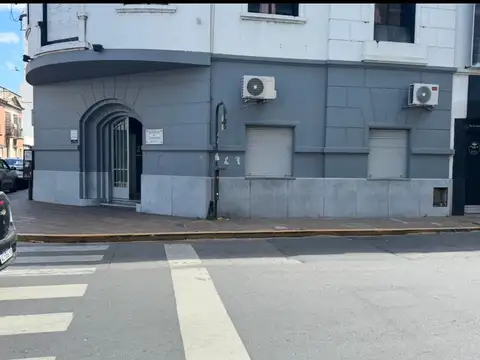 ALQUILER DE CONSULTORIO EN CLÍNICA MÉDICA