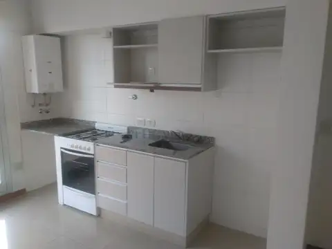 Avenida Directorio 1800, Piso 3