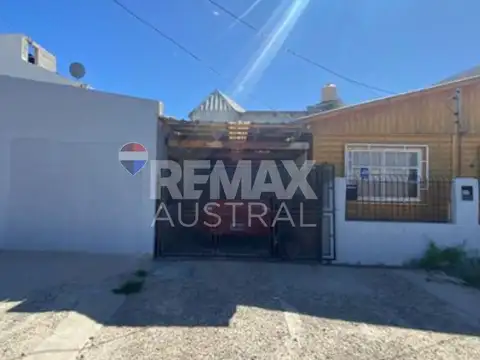 Casa de 2 dormitorios - Barrio Pueyrredón