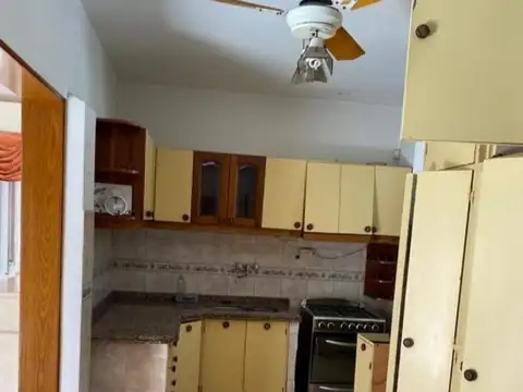 Depto Tipo Casa en Venta de 3 ambientes