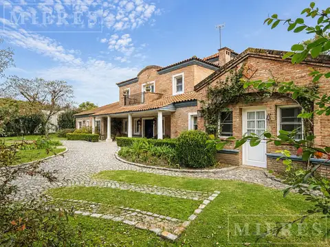 Casa en Venta de 5 dormitorios