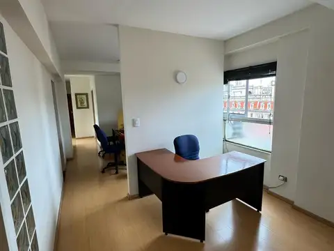 Venta  Oficina  90 m2 en Tribunales, 2 oficinas integradas, entradas independientes