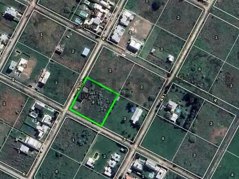 CASA EN VENTA EN GONNET A ESTRENAR - 2 DORMITORIOS - PARQUE - VILLA CASTELLS