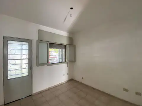 Depto Tipo Casa en Alquiler 37 años