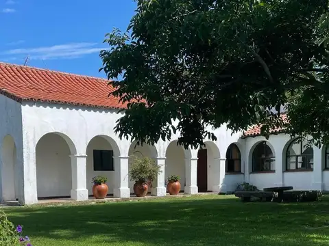OPORTUNIDAD Venta Hotel Monasterio San Esteban Rio, Dique, Vertientes propias 14 Hectareas