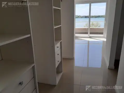 Departamento en Venta con 2 cocheras