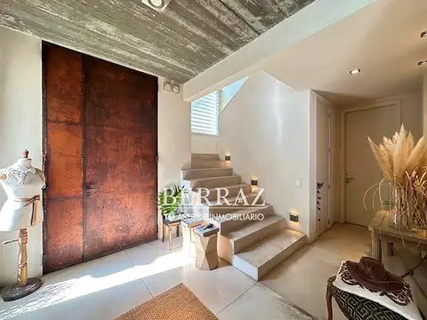 Casa venta 6 ambientes en Tortugas CC Pilar lote de 1094 m2