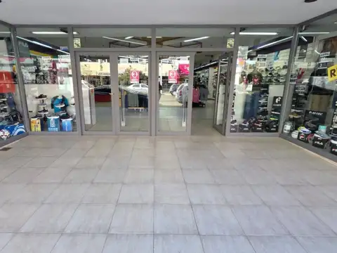 Vendo Locales en Pleno Centro
