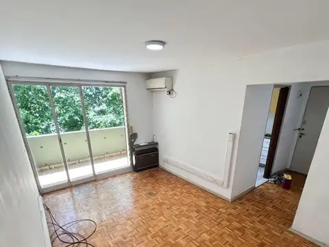 Varela 1400, Piso 5