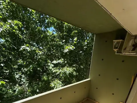 Departamento de 2 ambs al fte con balc a mts Hospital Piñero