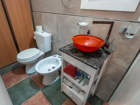 PH EN VENTA 5 AMBIENTES EN PARQUE AVELLANEDA