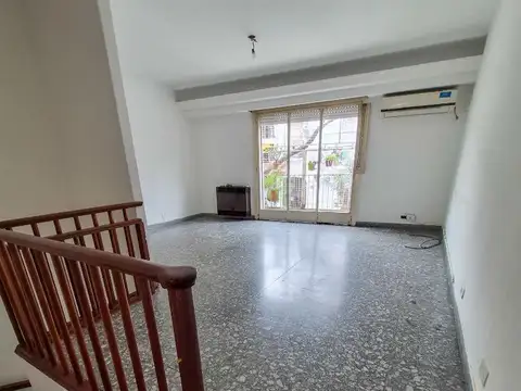 PH 4 ambientes mas cochera y terraza propia Colegiales
