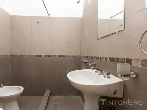 Depto Tipo Casa en Venta 50 años