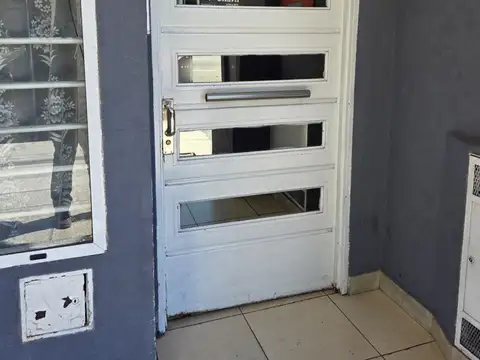 EXCELENTE UBICACION MODERNO GRAN CALIDAD, AMPLIO AMBIENTE EN CONTRAFRENTE, TODO SOL y LUZ, HERMOSO   VEALO  