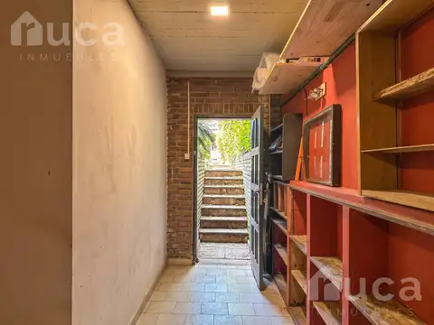 Casa 6 ambientes con 4 baños