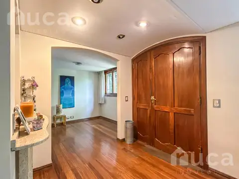 Casa 6 ambientes con 4 baños