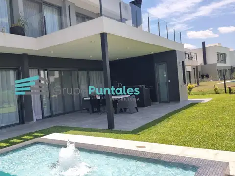 Casa 6 ambientes con 3 baños