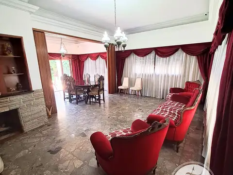 Casa 3 ambientes con 2 baños