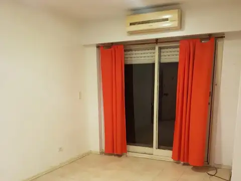 Av Curapaligue 400, Piso 1