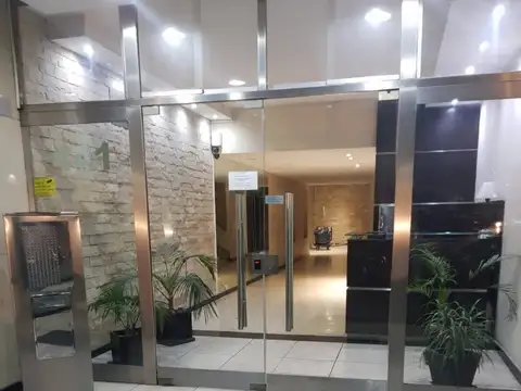 Departamento de 2 ambientes con gran patio