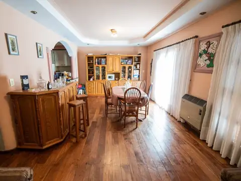 VENTA SALON + HERMOSO DEPARTAMENTO