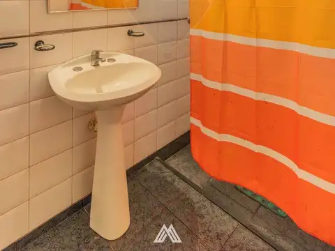 VENTA CASA MAS MONOAMBIENTE EN ATLANTIDA