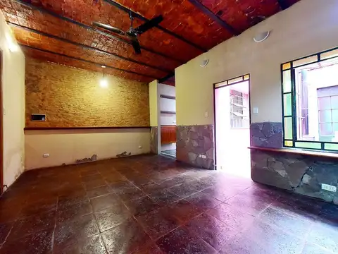 ALQUILER CASA 4 AMBIENTES  EN VELEZ SARSFIELD