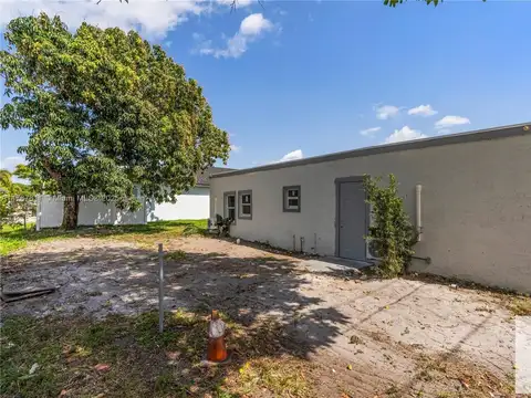 Casa en venta - 2 Dormitorios 2 Baños - Delray Beach