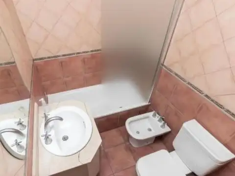 Departamento 5 ambientes con 3 baños