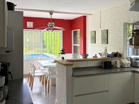 Casa en Alquiler en El Portal, USD 2.800