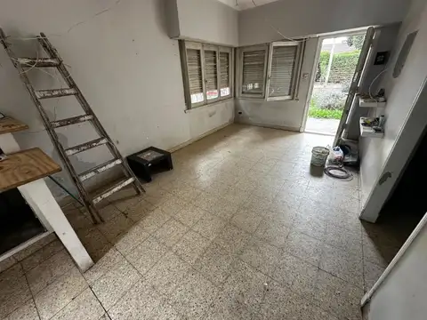 Casa en  a Reciclar en Constitucion