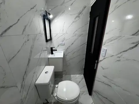 Depto Tipo Casa en Venta en Mataderos, USD 65.000