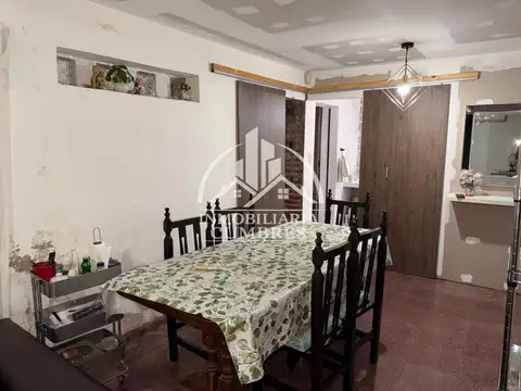 Casa en venta en Av. Yrigoyen